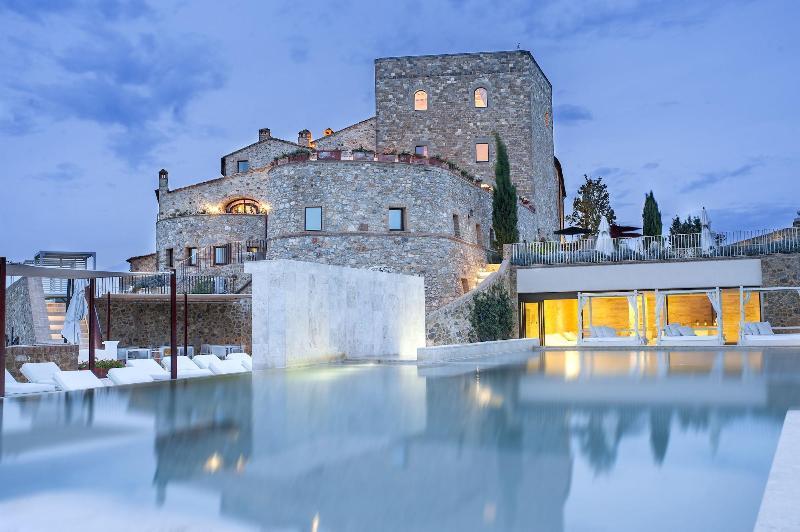 Castello Di Velona, Resort Thermal Spa & Winery มอนตาลชิโน ภายนอก รูปภาพ